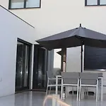 Casa Francisca De Вилла